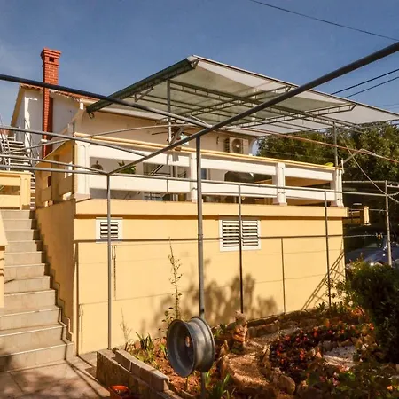 By The Sea Guduce, - 13274