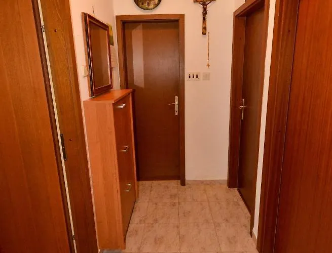 Appartamento By The Sea Guduce, - 13274